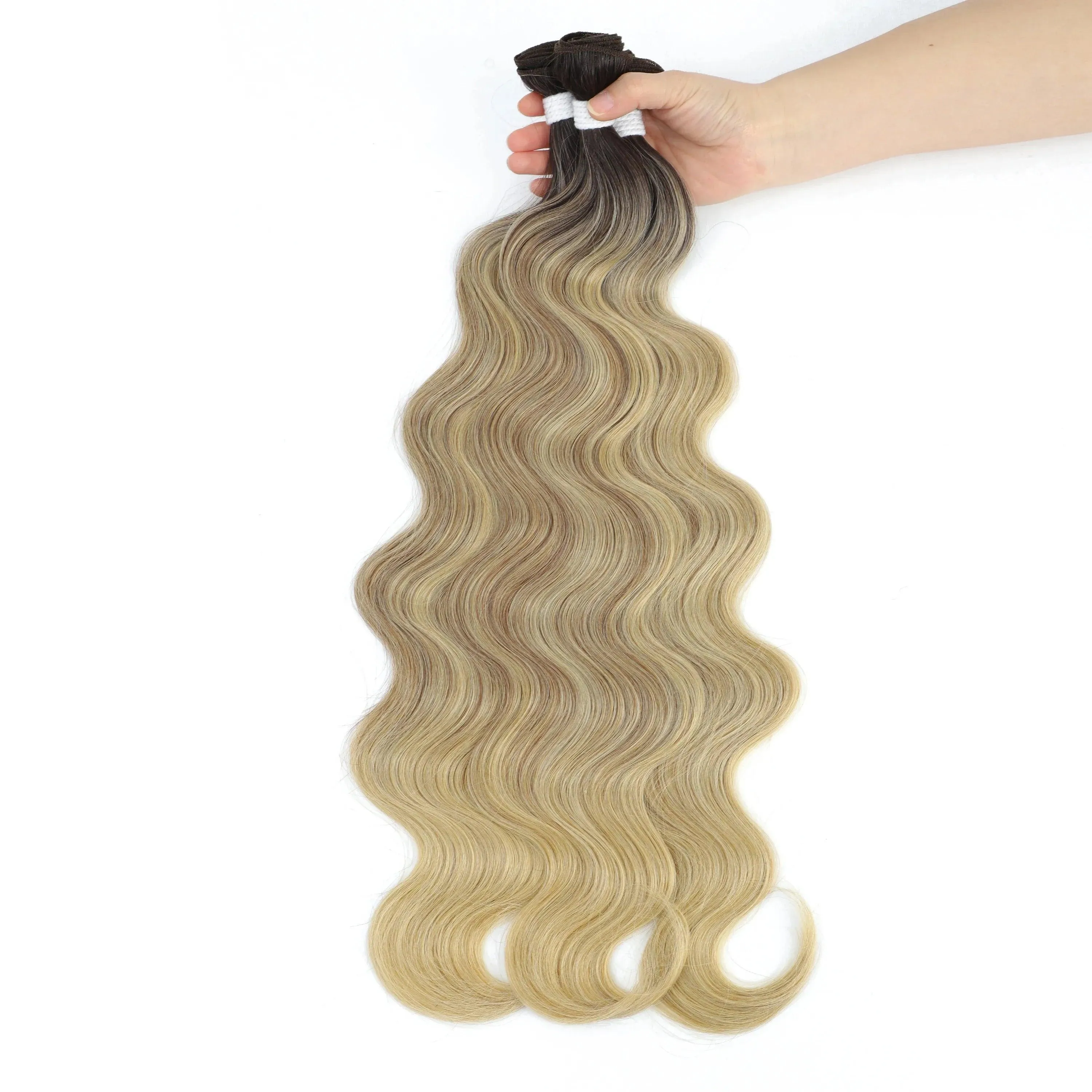 Colorful Body Wave Hair Bundles: Vibrant Blonde Extensions for Dynamic Style