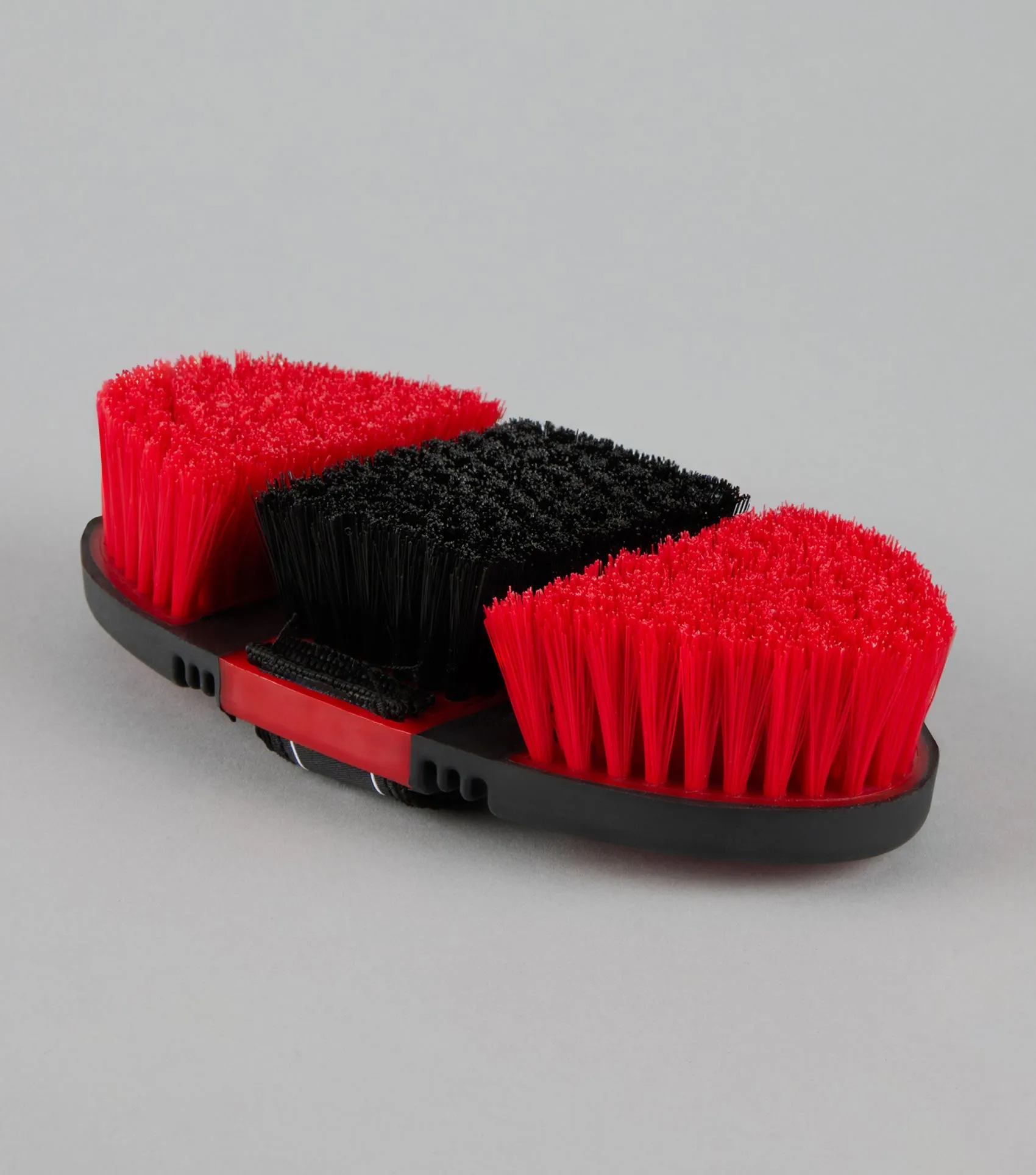 Soft-Touch Flexi Body Brush Black & Red